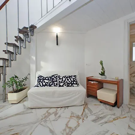 Fori Imperiali Apartment *